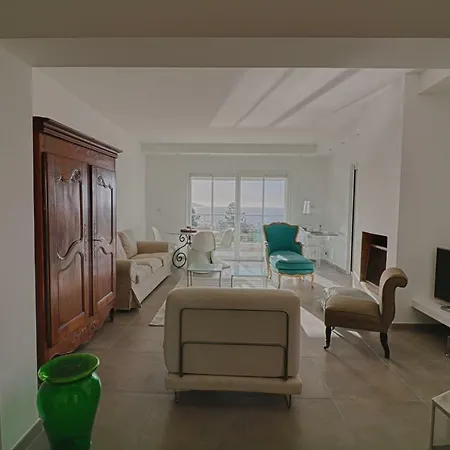 Villa Très Belle Avec Piscine Isolella Porticcio (Corsica)